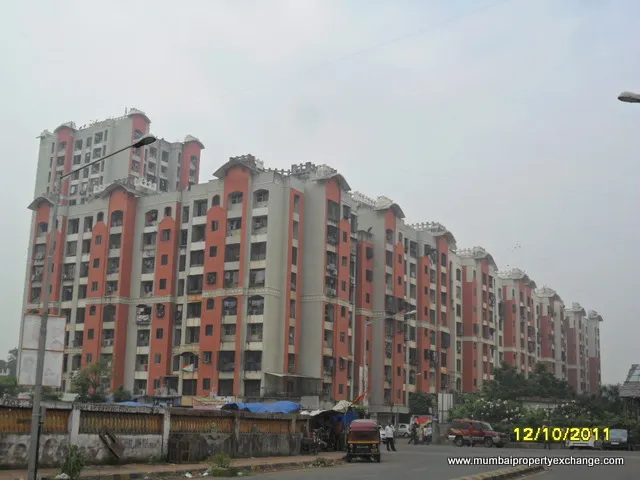 2 BHK Flats for Sale in Bhoomi Park, Malad West