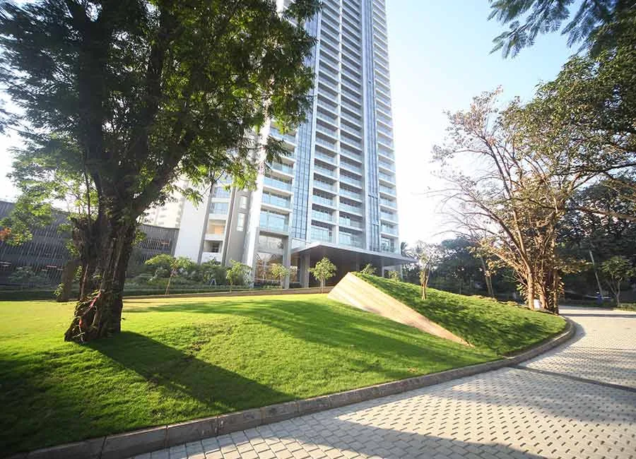 Oberoi Exquisite Entrance