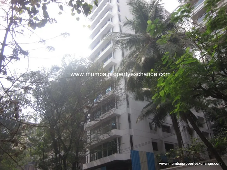 3 BHK Flats for Sale in Hamrahi, Khar West