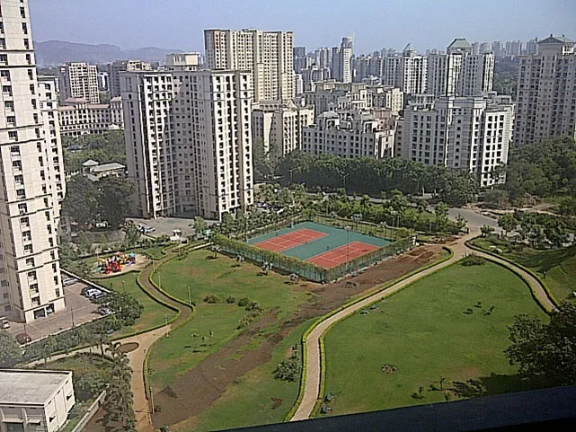 Hiranandani Estate Views