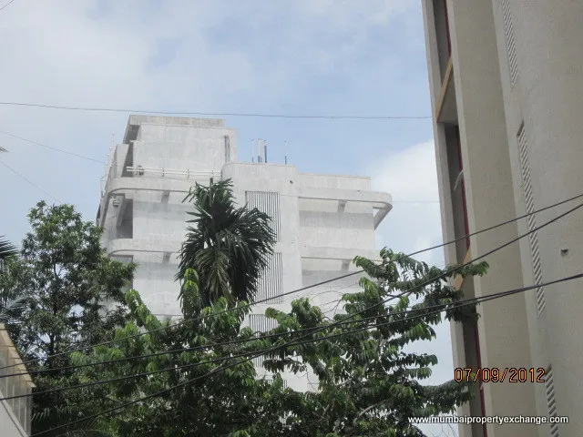 4 BHK Flats for Sale in Dewarka Chayya, Juhu