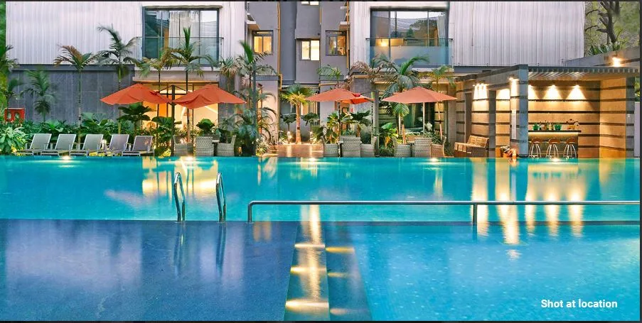 Rustomjee Seasons Swimming Pool