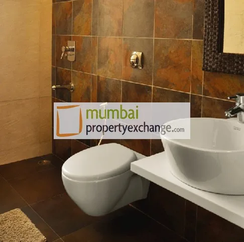 Spacious Bathroom