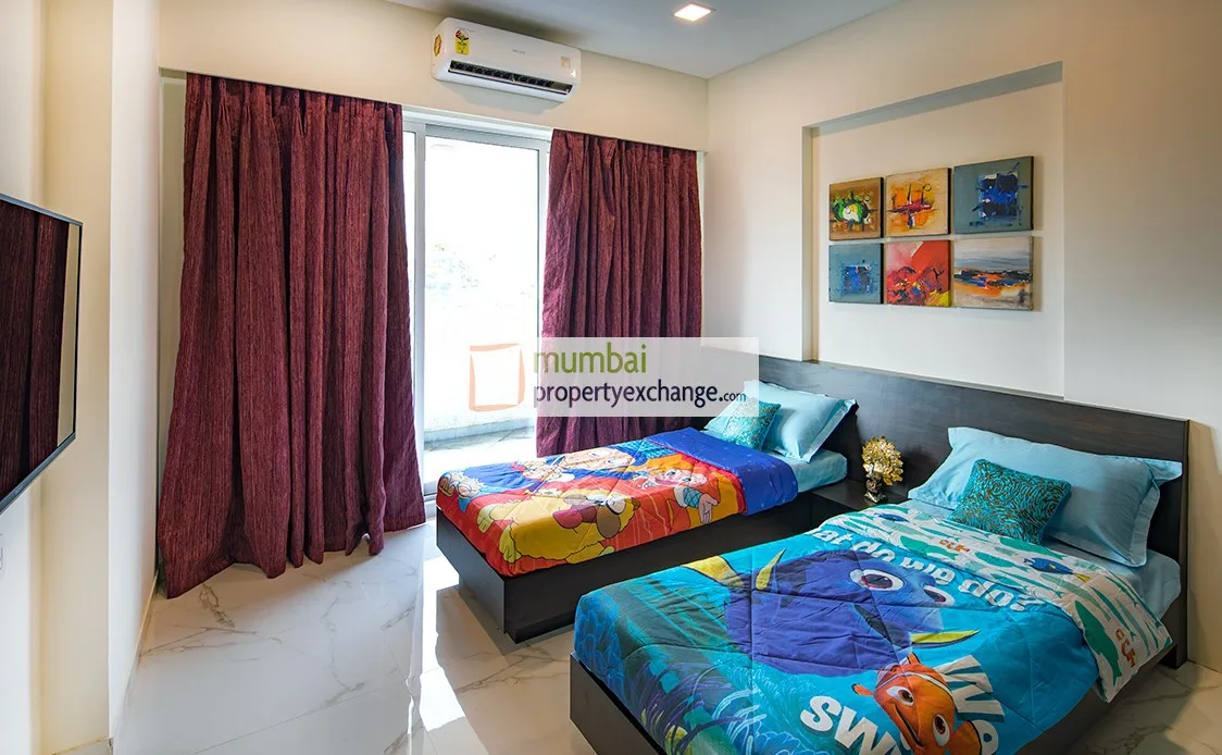 Ruparel Orion Show Flat Image-7