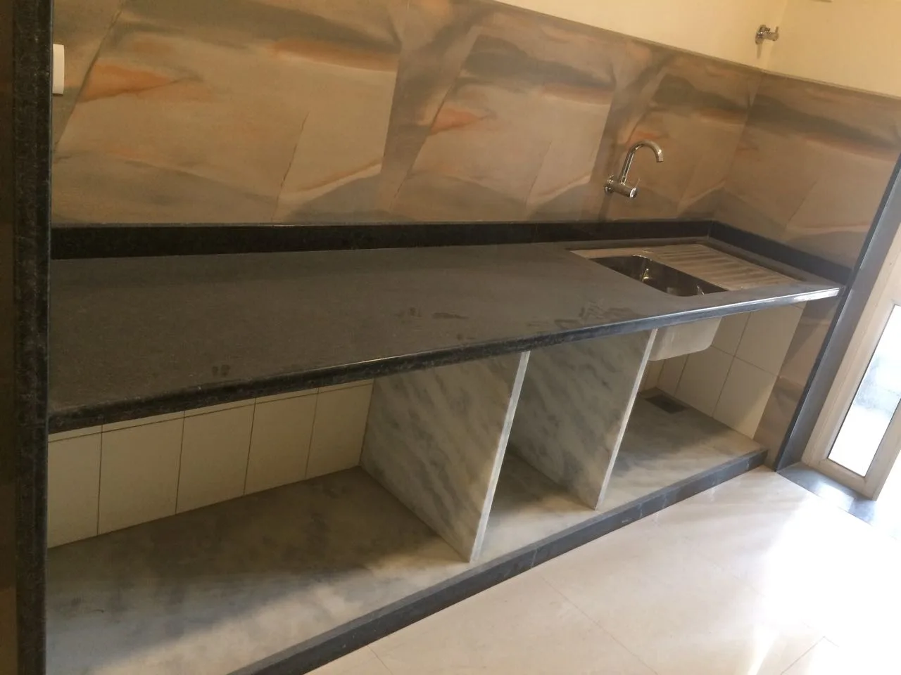 Show Flat - 3