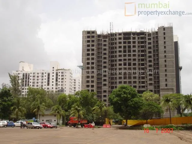 2 BHK Flats on Rent in The Blue Diamond, Mulund West