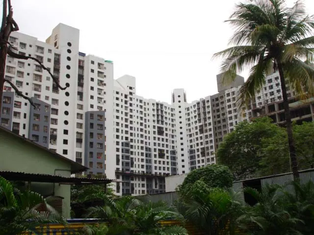 2 BHK Flats on Rent in The Blue Diamond, Mulund West