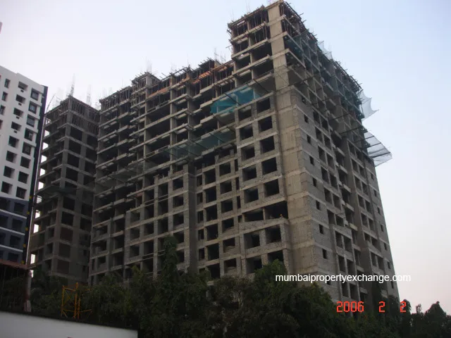 2 BHK Flats on Rent in The Blue Diamond, Mulund West