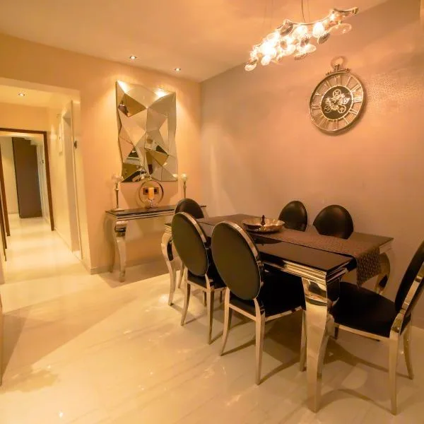 UK Sangfroid Dining Room