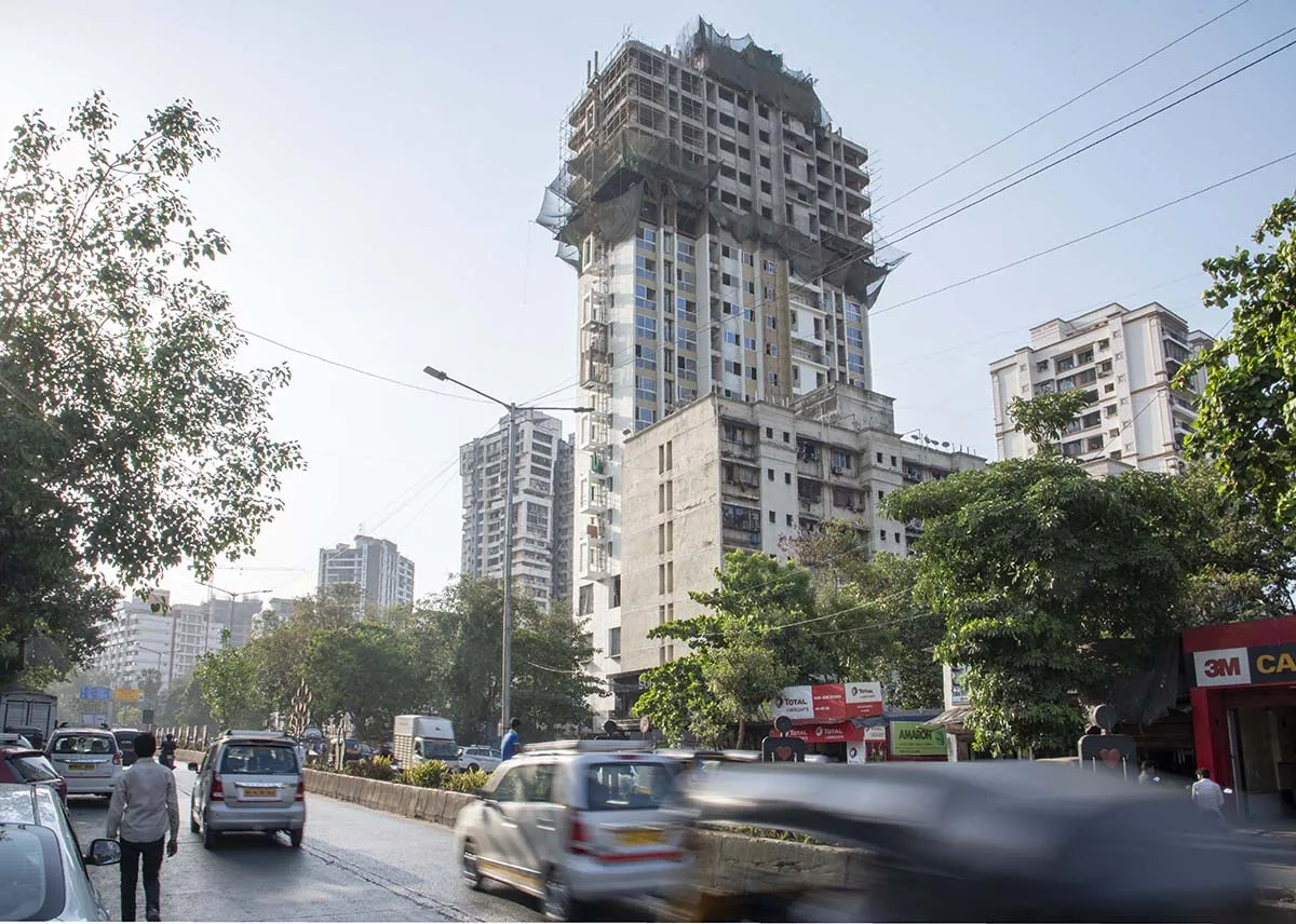 Marathon Emblem Construction Update April 2019