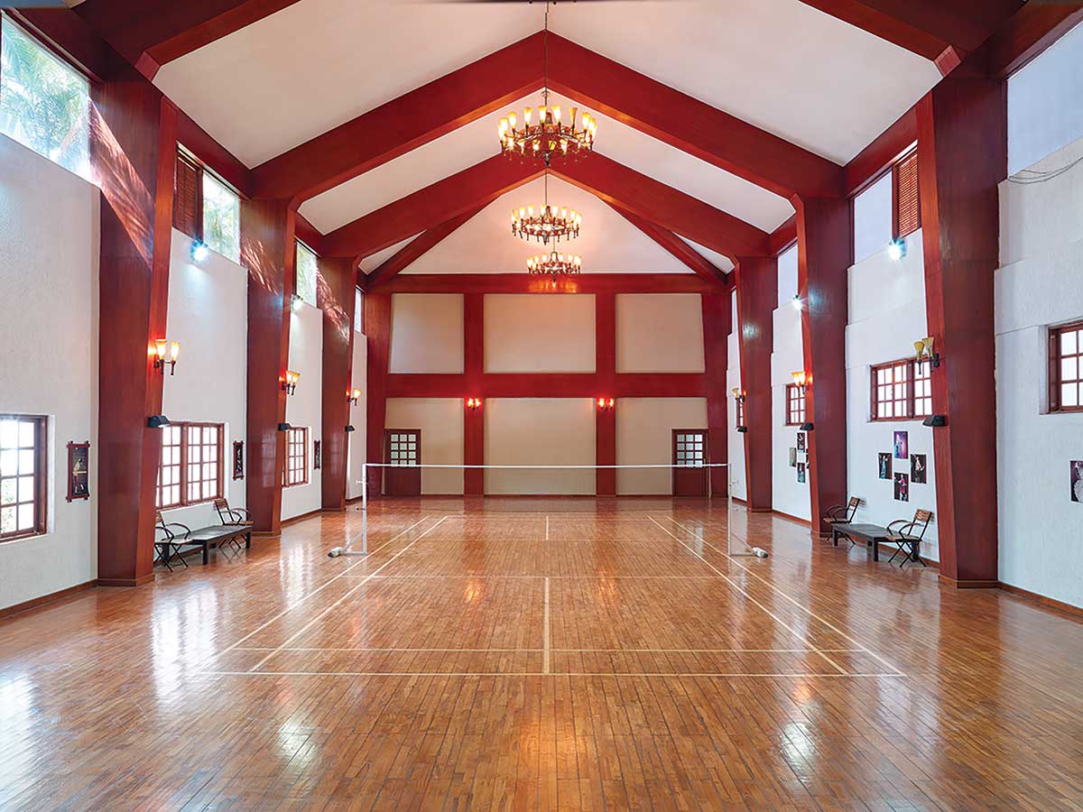 Olivia Badminton Court