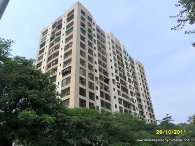 3 BHK Flats on Rent in Highland, Kandivali East