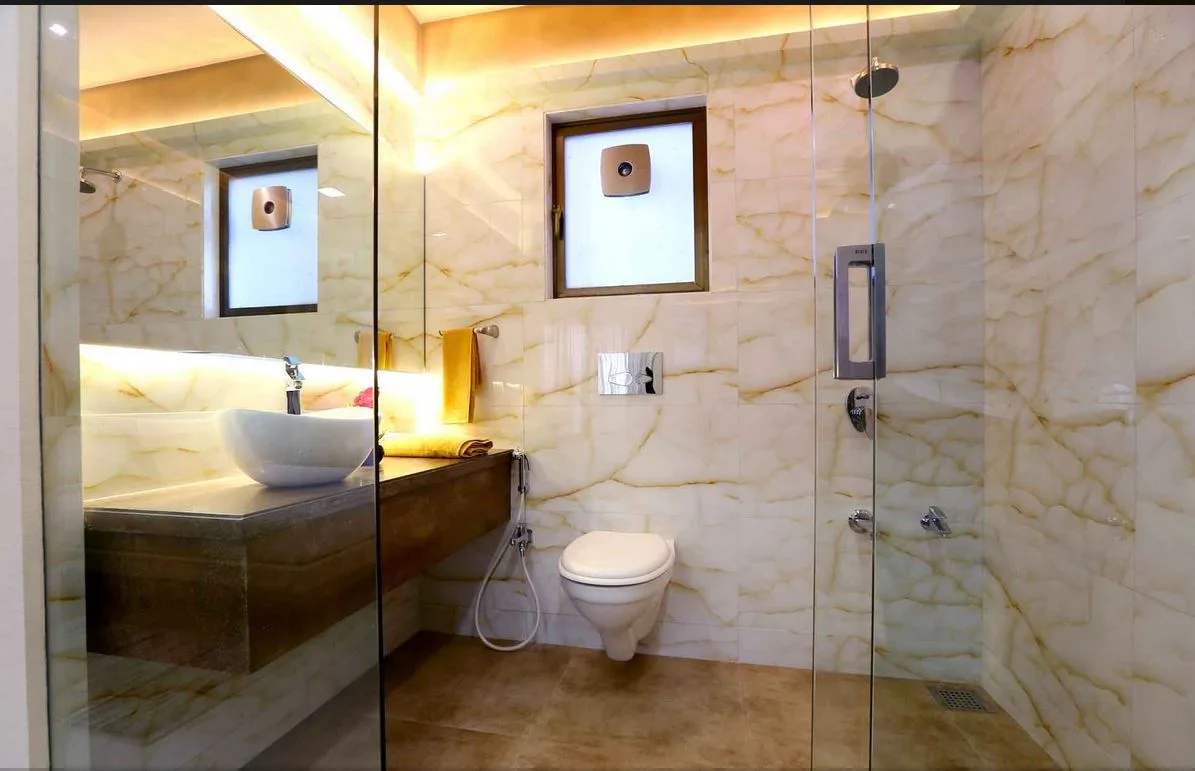 Unique Greens Bathroom View 1 — photo 14