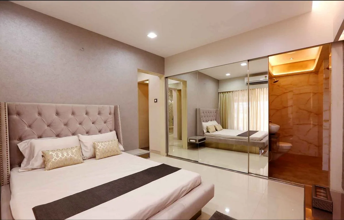 Unique Greens Unique Bedroom — photo 9