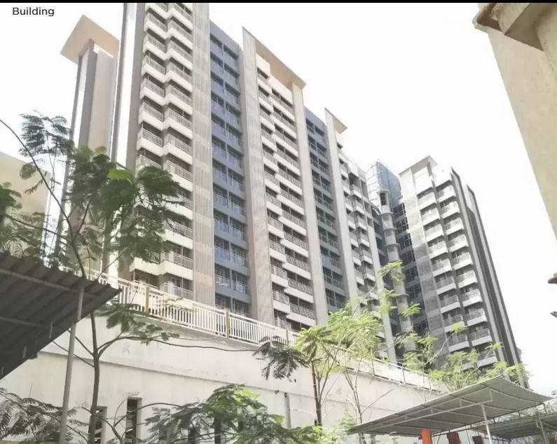 Unique Greens Elevation Image 2