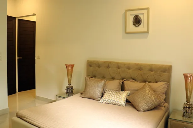 UK Iridum Bedroom 1