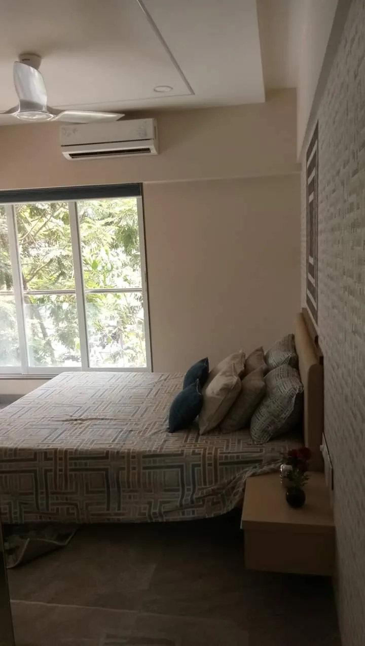 Login Show Flat Image-6