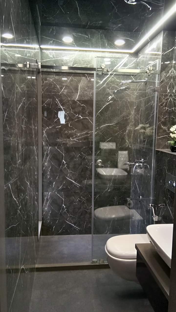 Login Show Flat Image-3