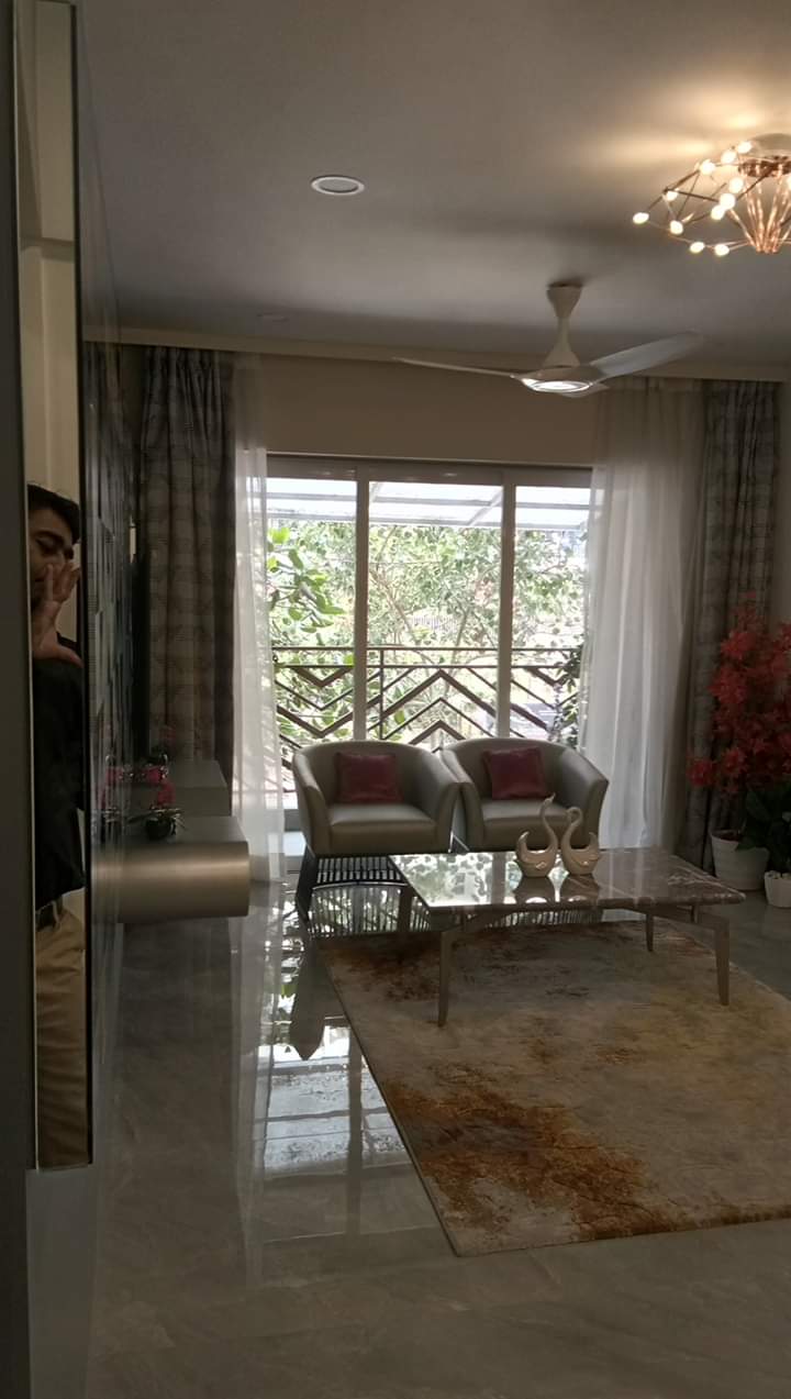 Login Show Flat Image-5