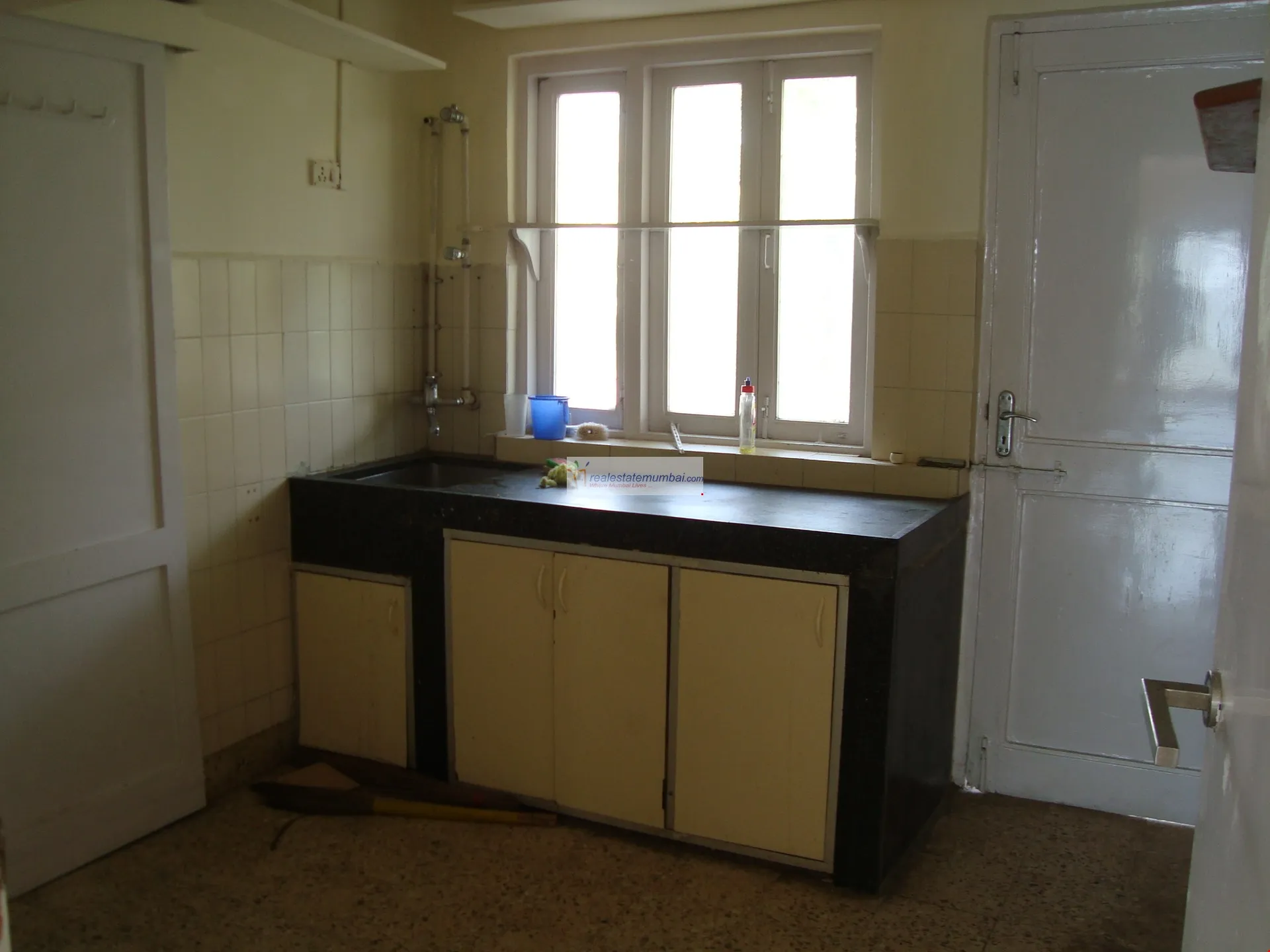 Office Space Offices for Sale in Vaibhav, Dadar West