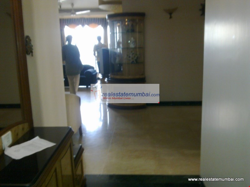 2 BHK Fully Furnished in JP Decks , Goregaon East