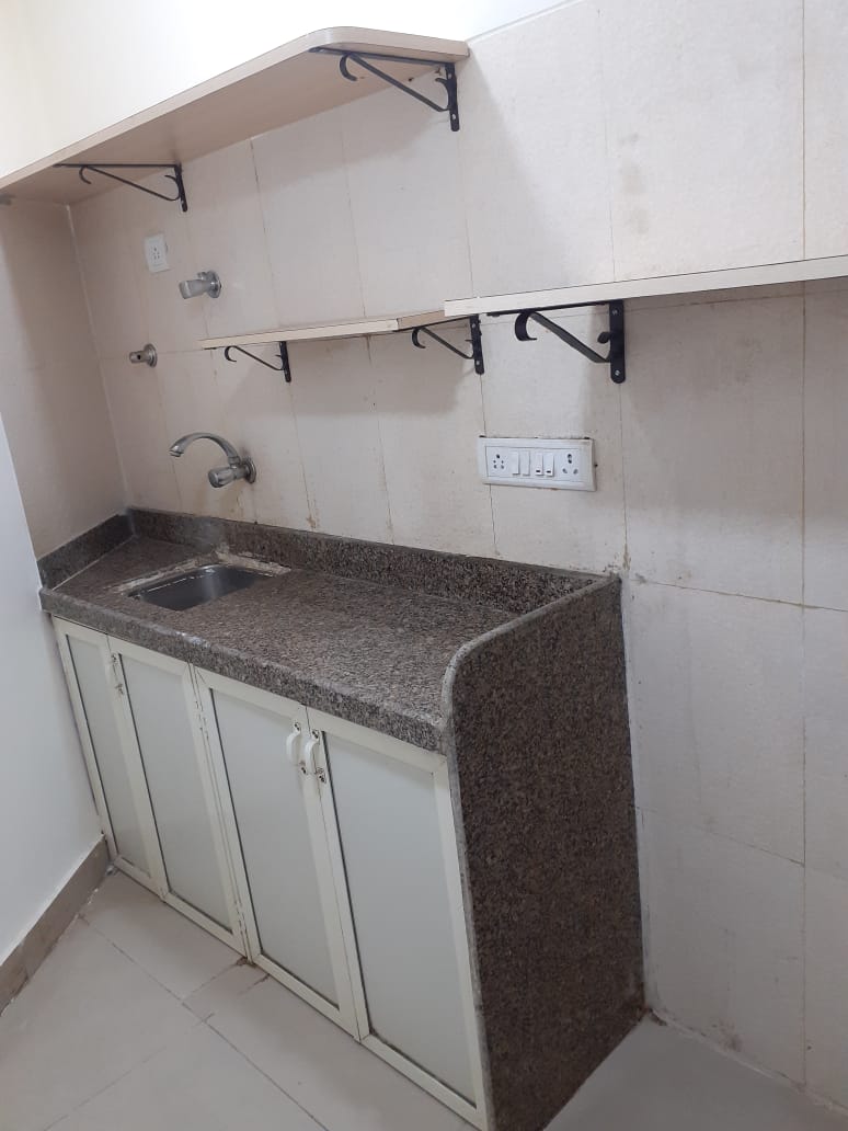 Office Silver Astra, Andheri East — for Rent — photo 9