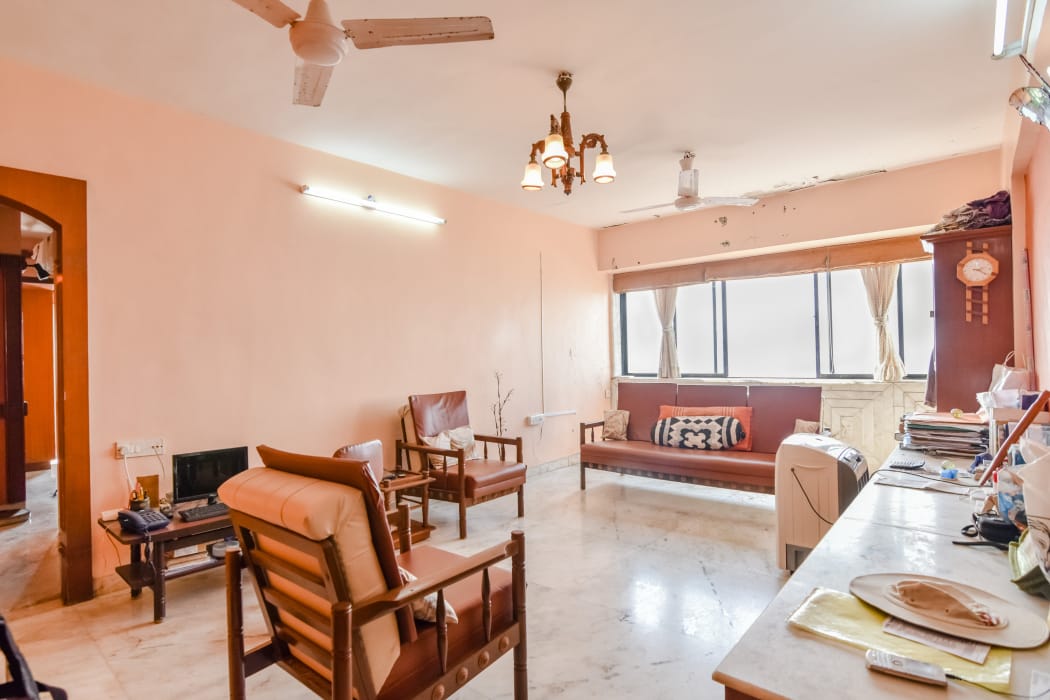 2 BHK Flats on Rent in Poornanand Building, Walkeshwar