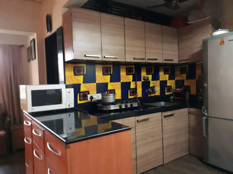 2 BHK Flats for Sale in Neet & Geet CHS, Santacruz West