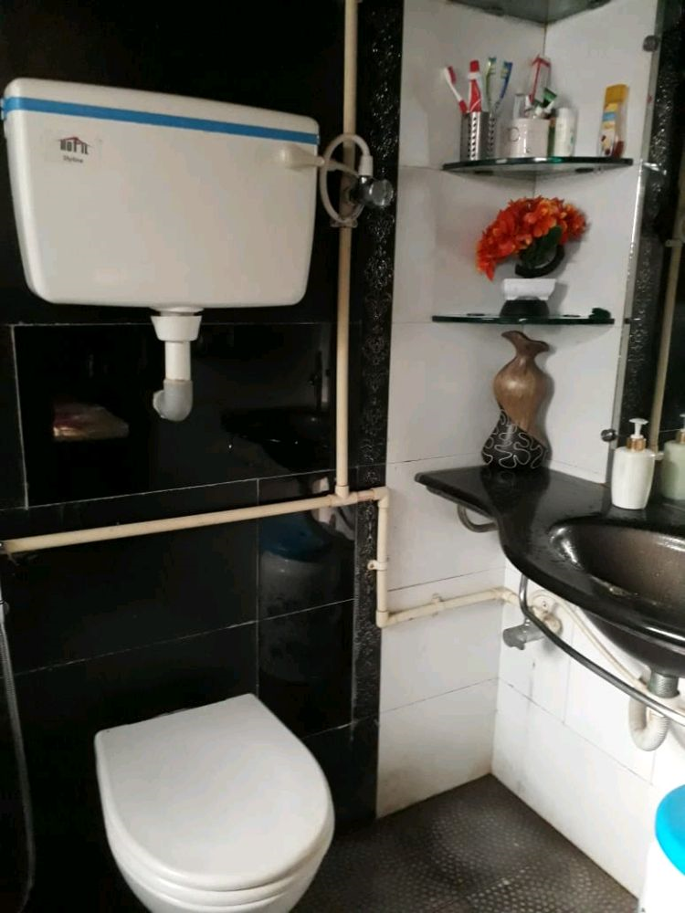 9 - Neet & Geet Chs, Santacruz West