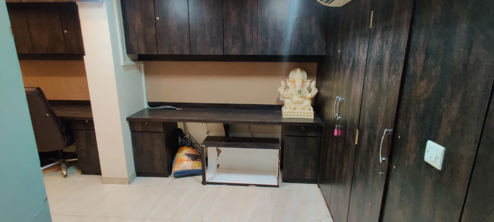 Office Space Offices on Rent in Nagin Mahal, Churchgate