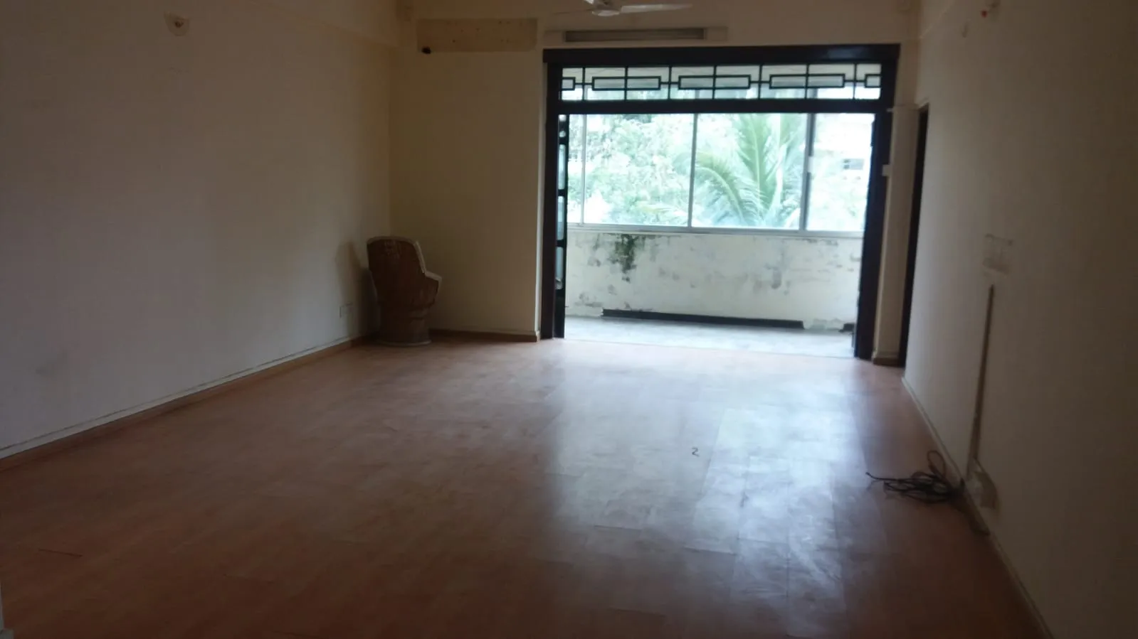 2 BHK Flats on Rent in Volkart House, Warden Road