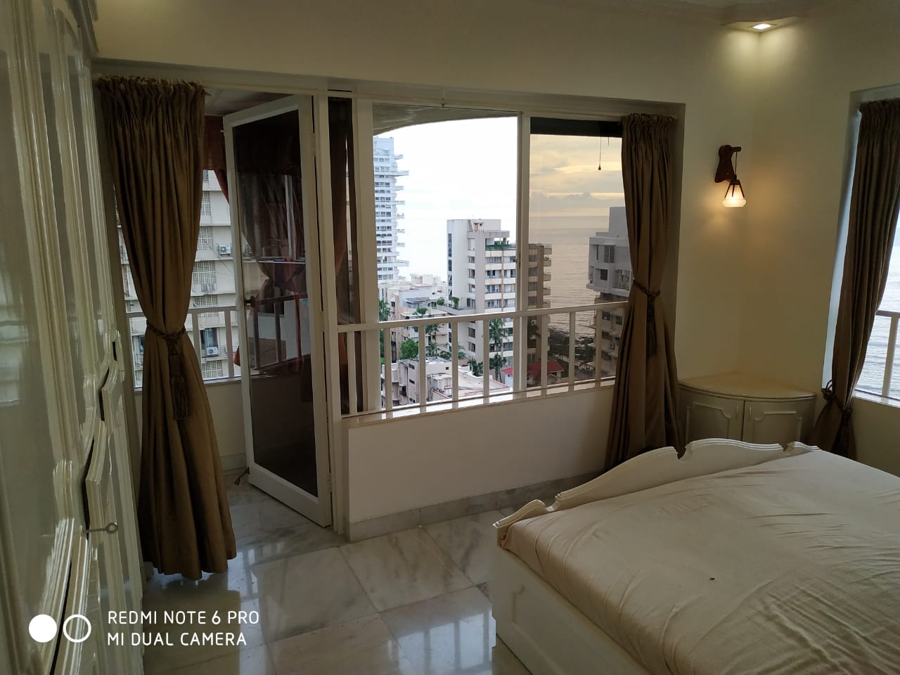 Bedroom 3 - Silver Cascade, Bandra West