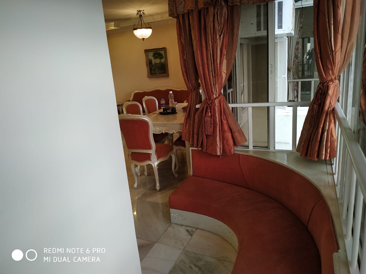 Dining - Silver Cascade, Bandra West