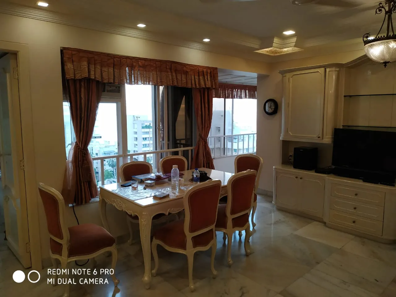 2 BHK Flats on Rent in Silver Cascade, Bandra West