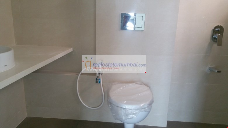 Bathroom 2 - Options Emporio, Vile Parle West