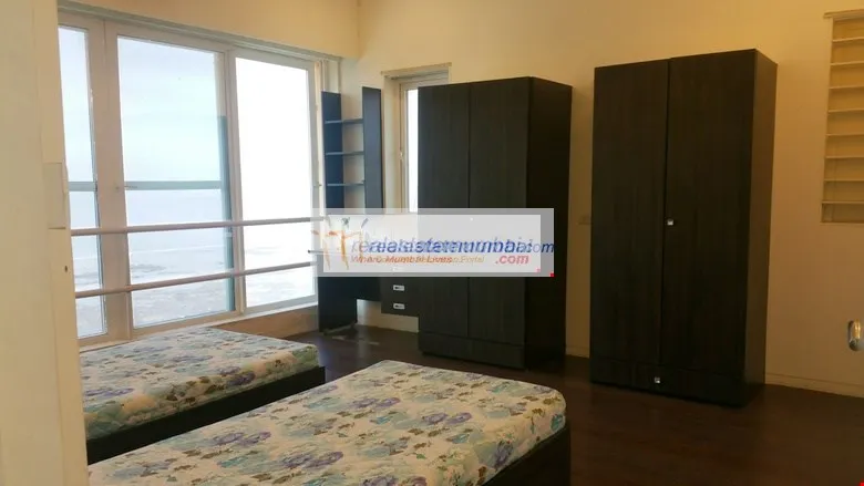 3 BHK Flats on Rent in Link Side, Bandra West