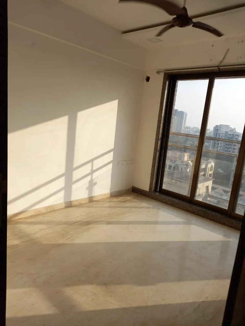 2½ BHK Flats for Sale in Neminath Ocean View, Andheri West