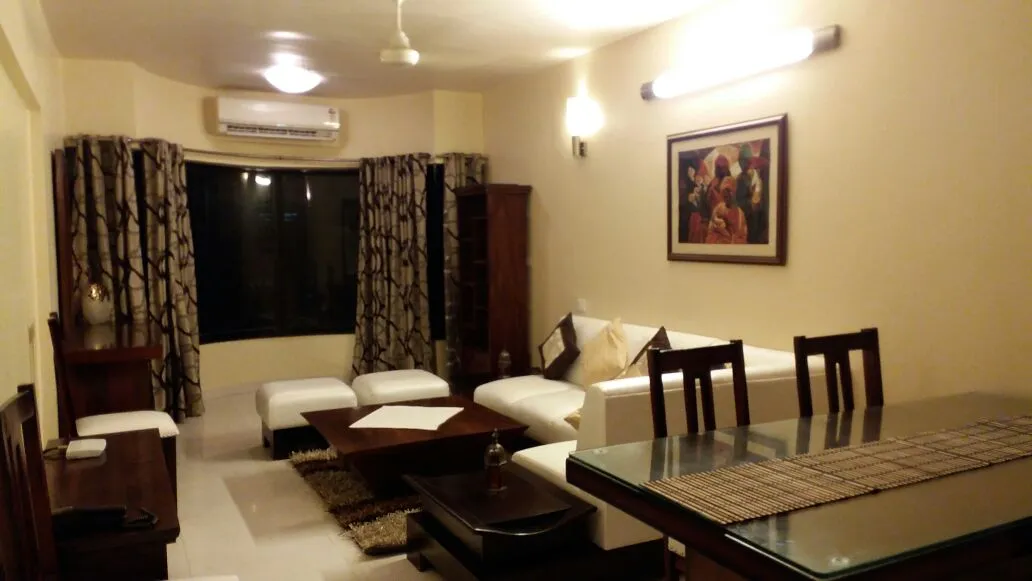 2 BHK Flats on Rent in Sea King, Colaba