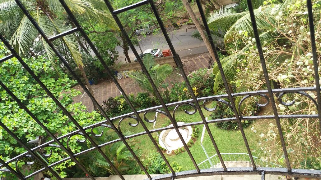 10 - Sea King, Bandra West