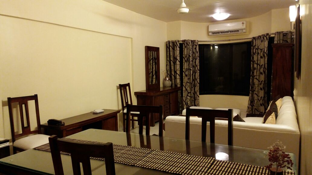 14 - Sea King, Bandra West