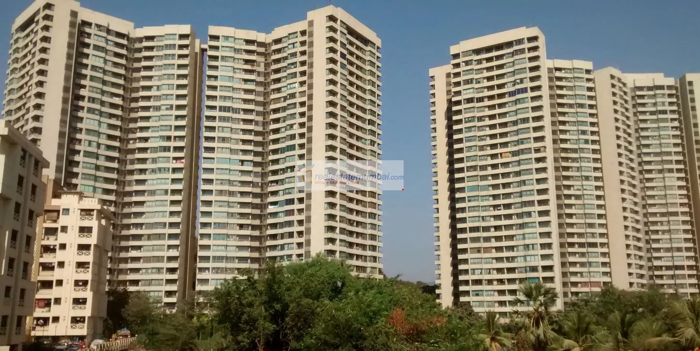 3 BHK Oberoi Splendor for Rent in Andheri East