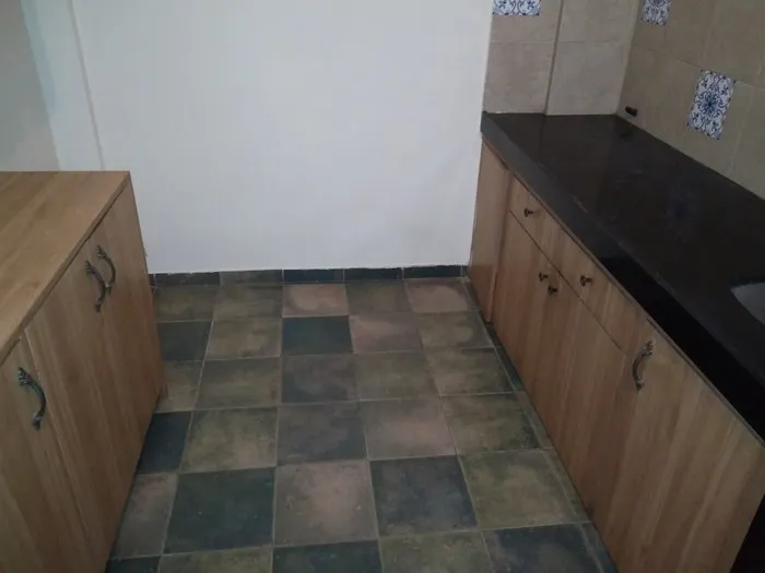 1 BHK Flats on Rent in Utility Mansion, Khar West