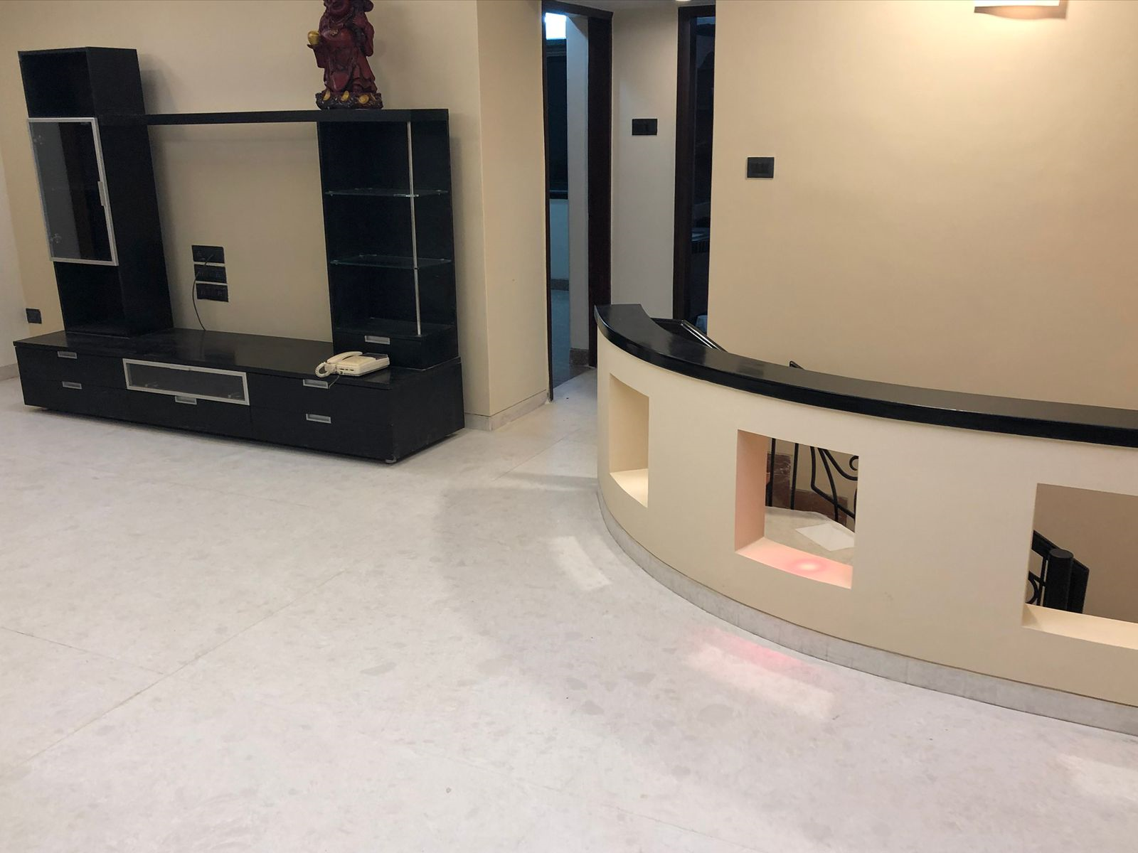 4 BHK Flats on Rent in Juhu Abhishek, Andheri West