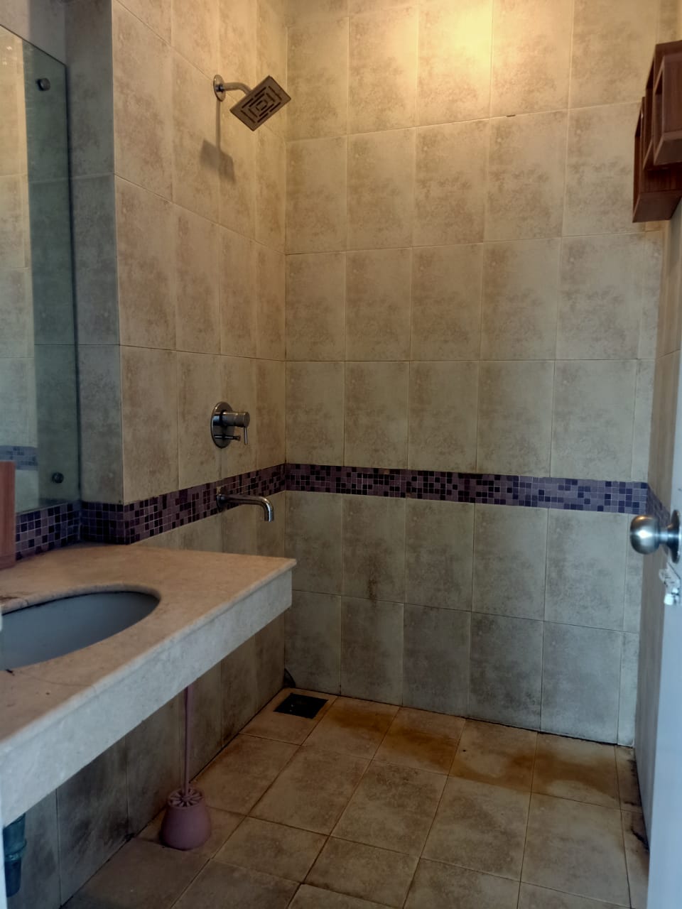 4 - Oberoi Springs, Andheri West