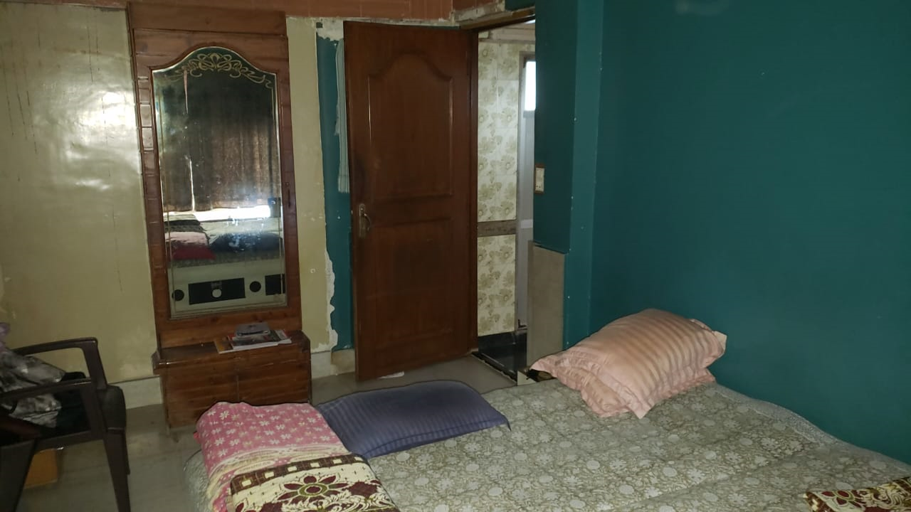 9 - Rizvi Palace, Bandra West