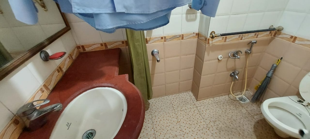 Building7 - Paradise, Khar West