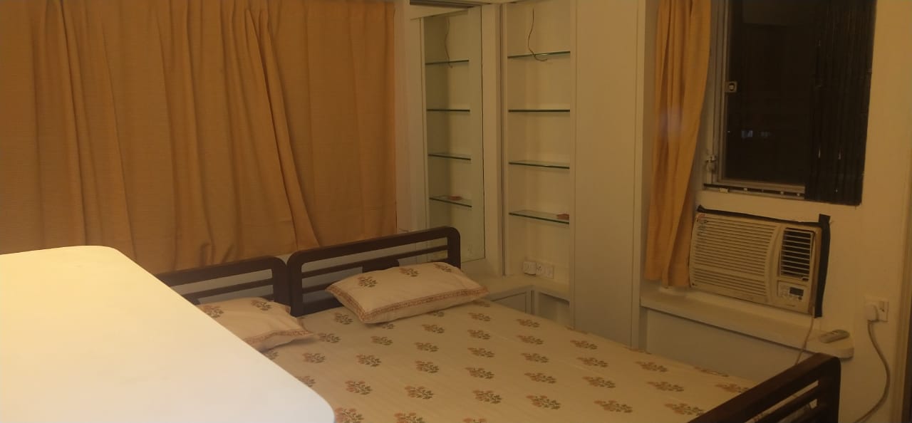 Master Bedroom - Dev Shakti, Santacruz West