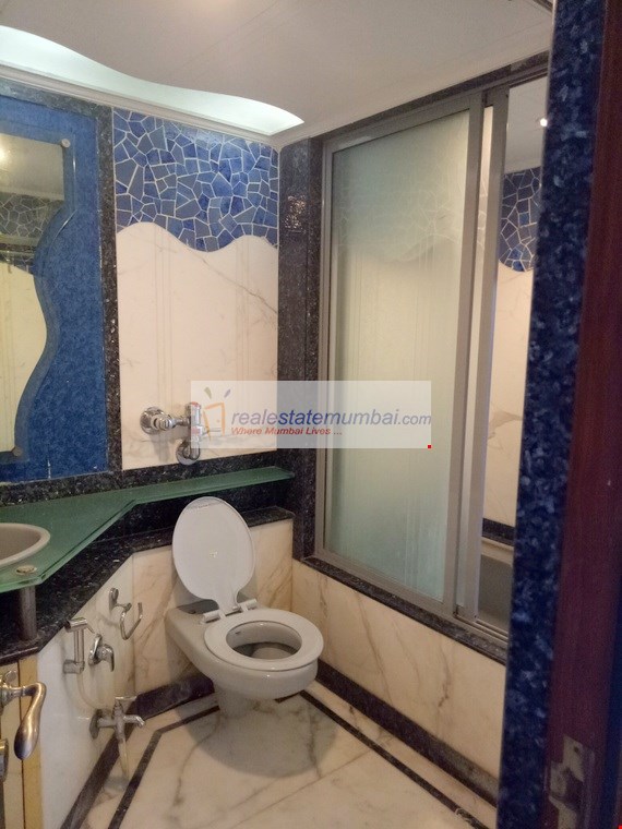 Master Bathroom - Odyssey I, Powai