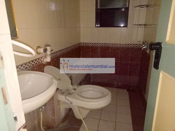 Bathroom 2 - Rna Classic, Santacruz West