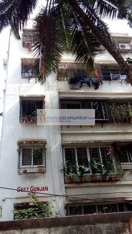 2 BHK Flats for Sale in Geet Gunjan, Bandra West